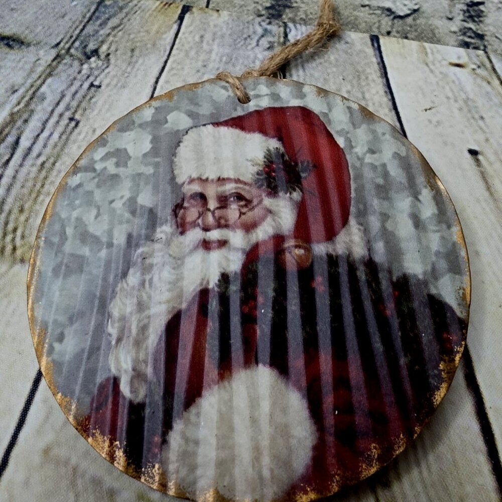 Santa Claus Disc Christmas Ornament 4.5 Inch